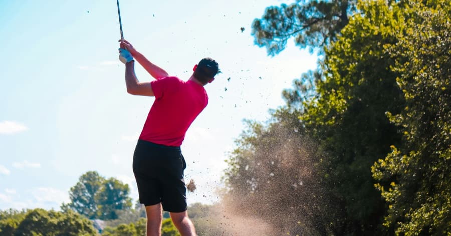 Cover Image for アイアンのライン出しとは?打ち方の基本やコツをわかりやすく解説!