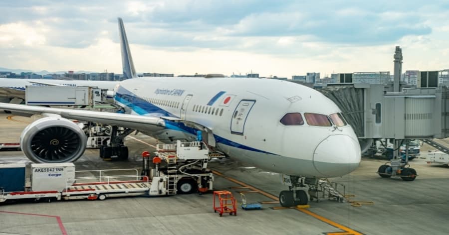 Cover Image for ゴルフバックを飛行機に預けたい!注意点や料金を解説